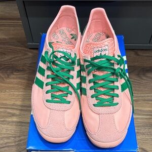 Adidas Women's Coral and Emerald Sneakers